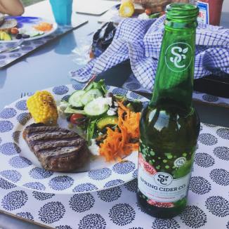 29513491_10155062850687245_1643866195_o